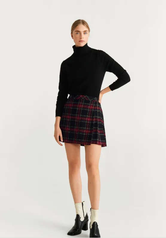 Pleated Hem Miniskirt